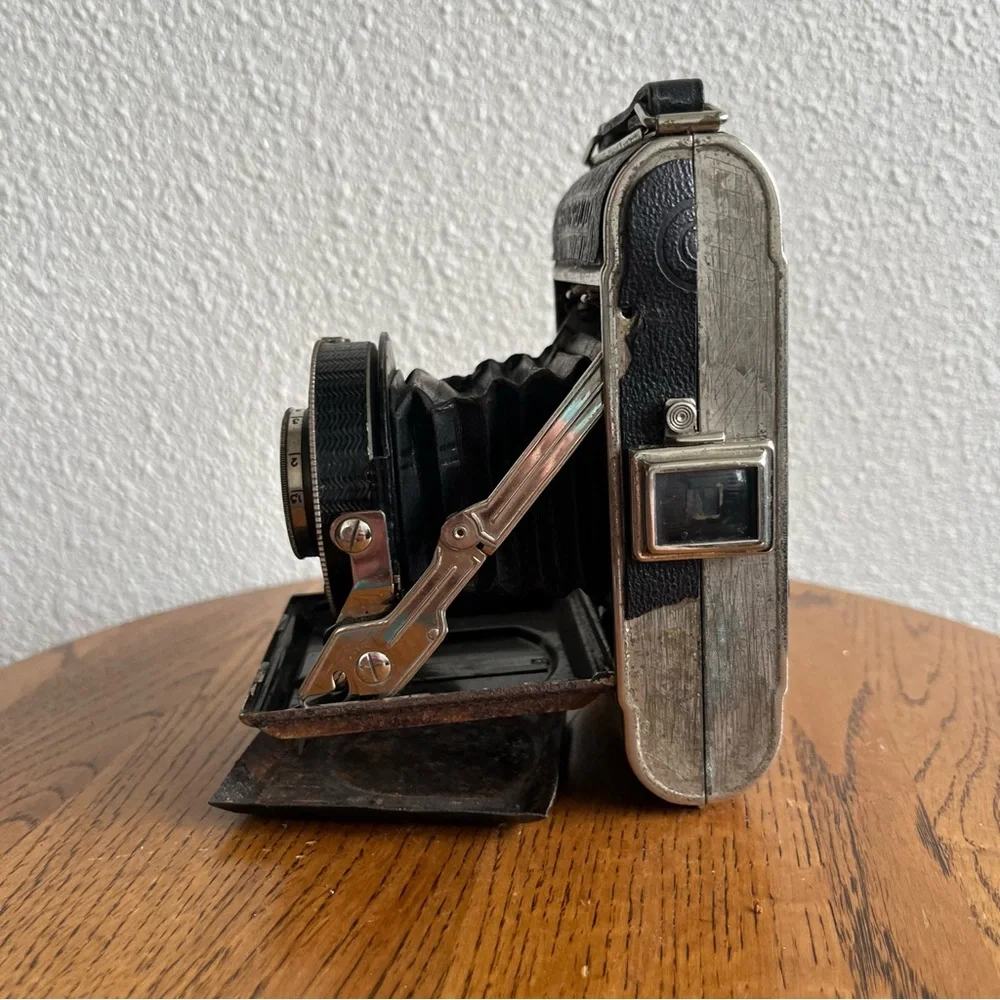 Rulex 1930s folding film camera